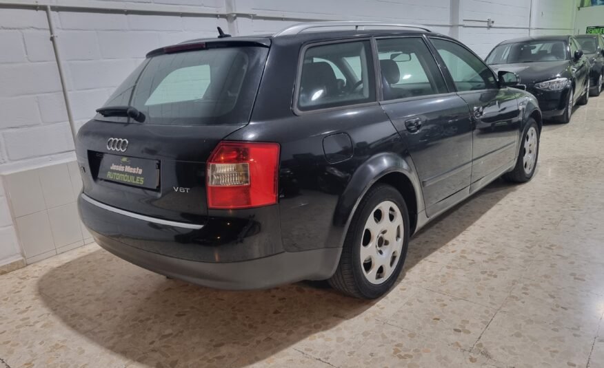 AUDI A4 Avant 2.5 tdi