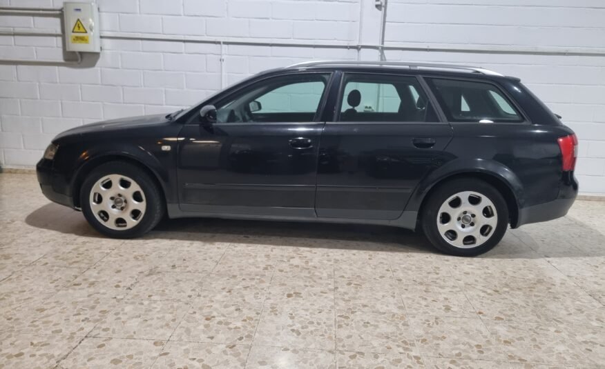 AUDI A4 Avant 2.5 tdi