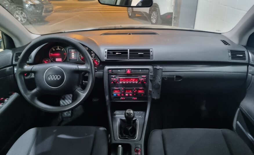 AUDI A4 Avant 2.5 tdi