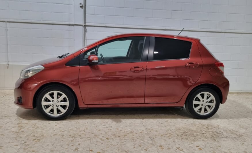 TOYOTA yaris 1.3 vtti active
