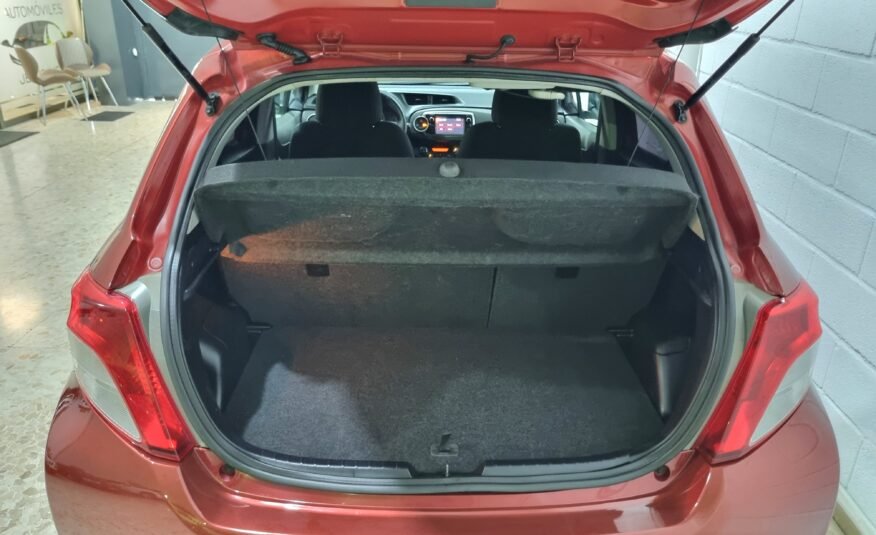 TOYOTA yaris 1.3 vtti active