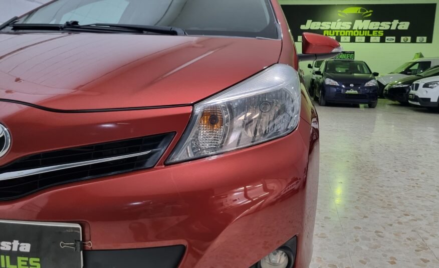 TOYOTA yaris 1.3 vtti active