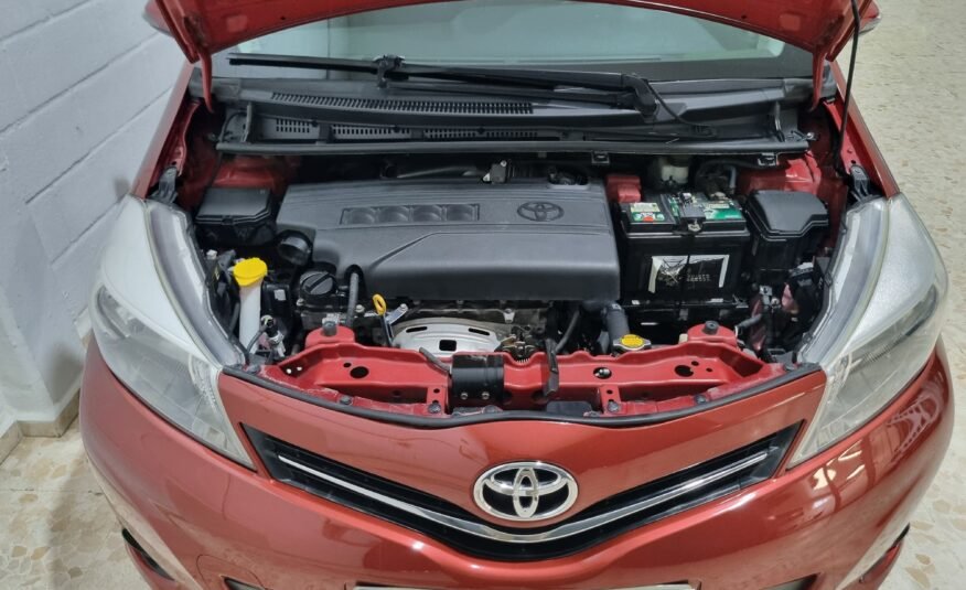 TOYOTA yaris 1.3 vtti active