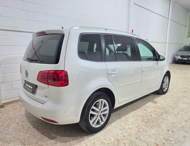 VOLKSWAGEN Touran 1.6 tdi advance