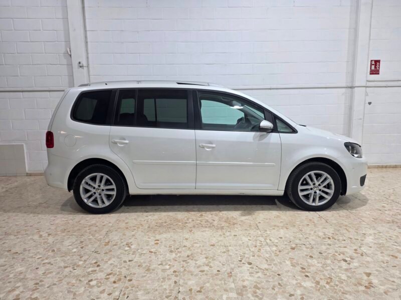 VOLKSWAGEN Touran 1.6 tdi advance