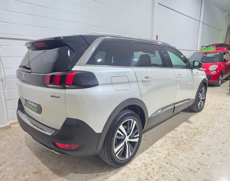 PEUGEOT 5008 Gt line hdi