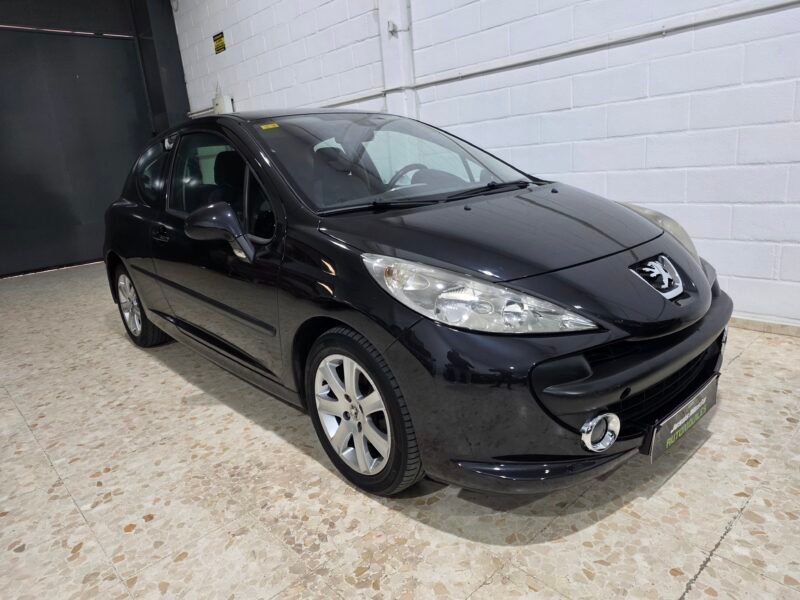 PEUGEOT 207 1.6 hdi sport