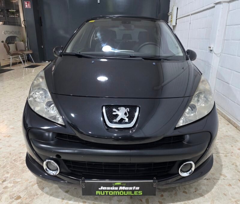 PEUGEOT 207 1.6 hdi sport