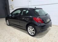 PEUGEOT 207 1.6 hdi sport