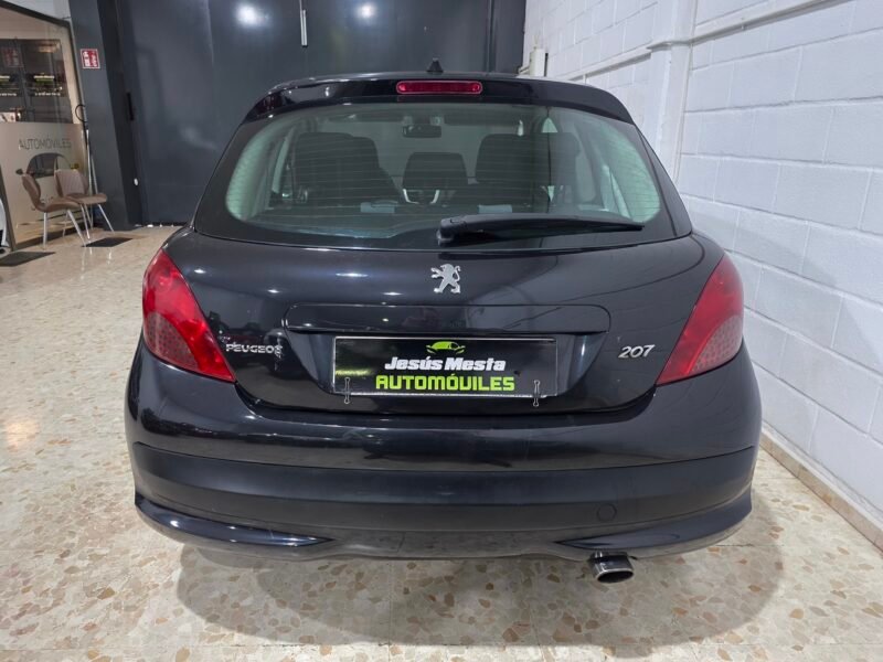 PEUGEOT 207 1.6 hdi sport