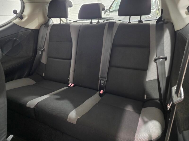 PEUGEOT 207 1.6 hdi sport