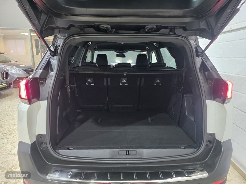 PEUGEOT 5008 Gt line hdi