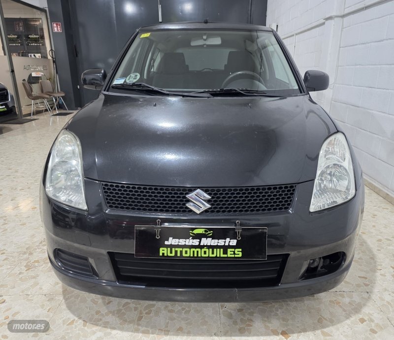 SUZUKI Swift 1.3 gl