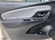 TOYOTA yaris 1.3 vtti active