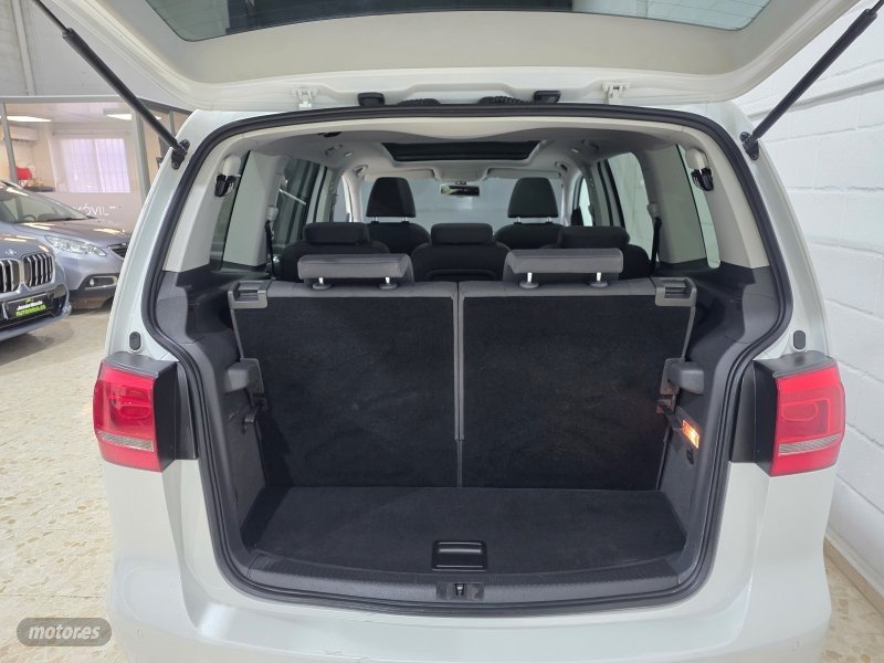 VOLKSWAGEN Touran 1.6 tdi advance