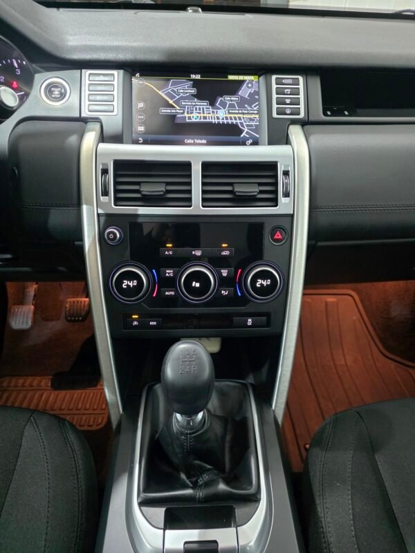 LAND-ROVER Discovery Sport