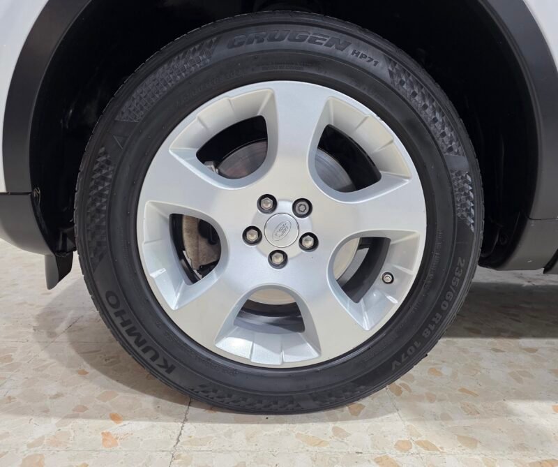 LAND-ROVER Discovery Sport