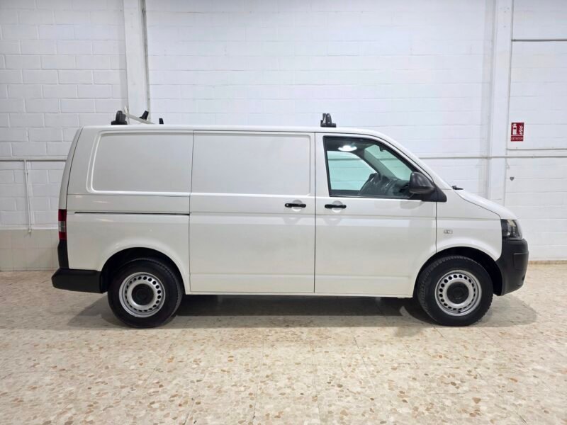 VOLKSWAGEN Transporter 2.0 tdi