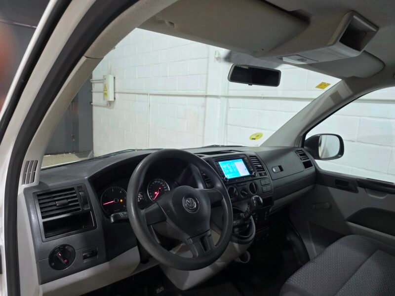 VOLKSWAGEN Transporter 2.0 tdi
