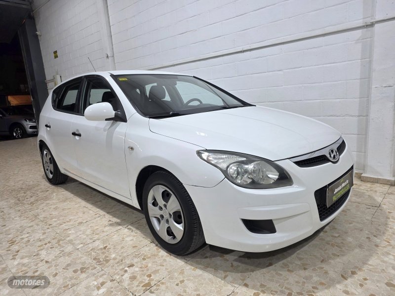 HYUNDAI I 30 1.4 CLASSIC