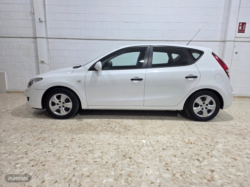 HYUNDAI I 30 1.4 CLASSIC