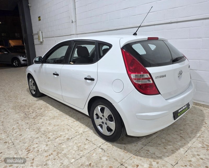 HYUNDAI I 30 1.4 CLASSIC