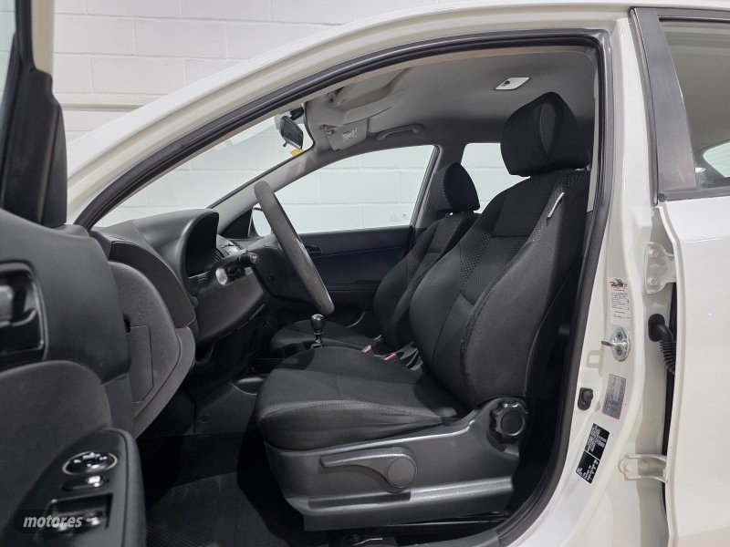 HYUNDAI I 30 1.4 CLASSIC
