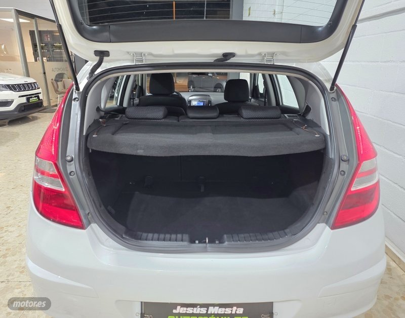 HYUNDAI I 30 1.4 CLASSIC