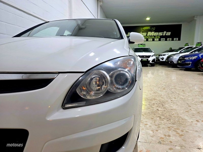 HYUNDAI I 30 1.4 CLASSIC
