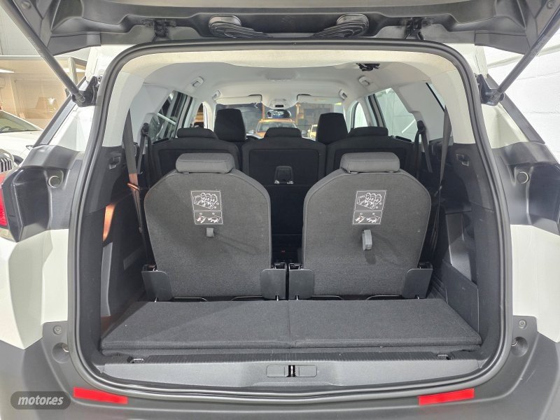 PEUGEOT 5008 Active b hdi