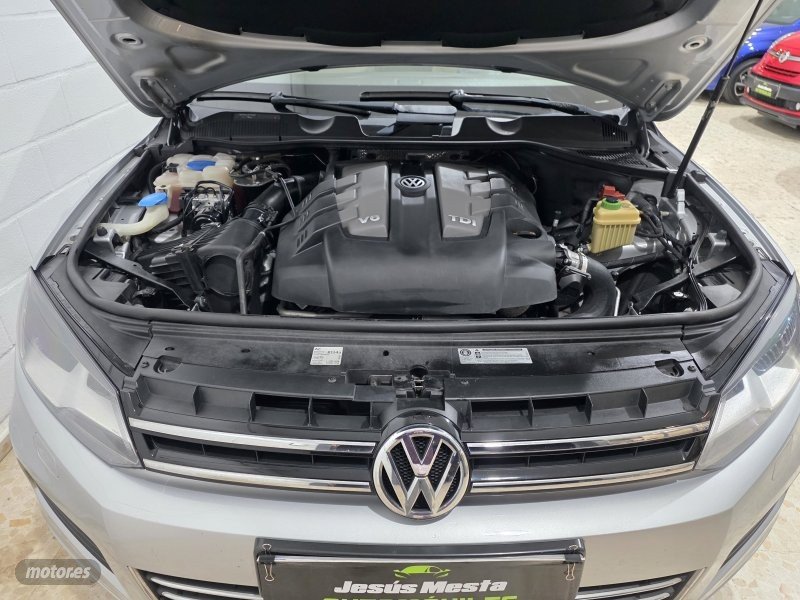 VOLKSWAGEN Touareg V6 tdi premium