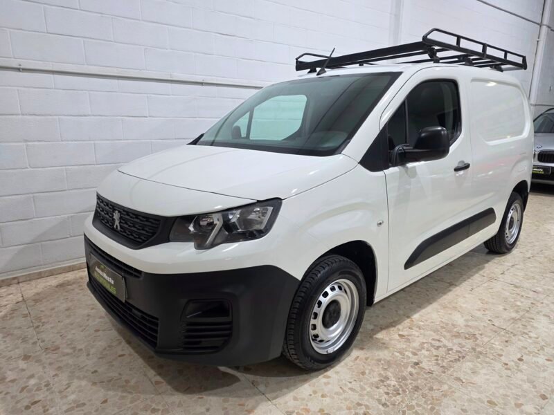 PEUGEOT Parnert Furgon HDI Talla M