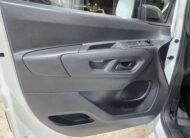 PEUGEOT Parnert Furgon HDI Talla M