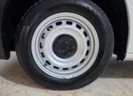 PEUGEOT Parnert Furgon HDI Talla M