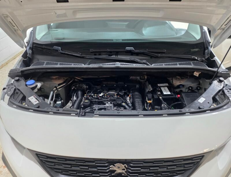 PEUGEOT Parnert Furgon HDI Talla M