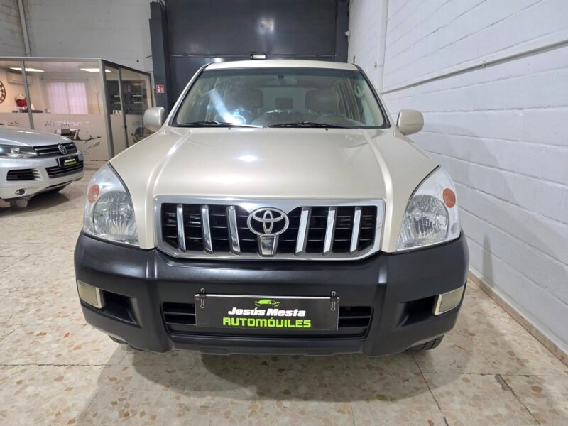 TOYOTA Land Cruiser 3.0 d4d Vx