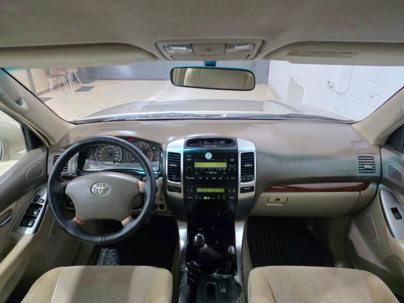 TOYOTA Land Cruiser 3.0 d4d Vx