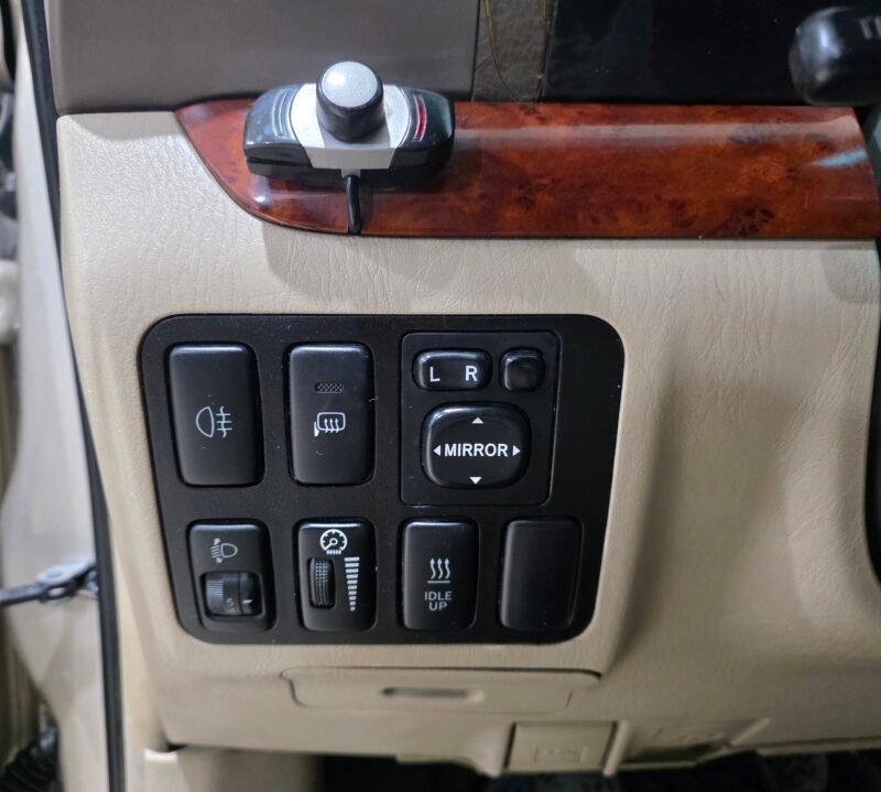 TOYOTA Land Cruiser 3.0 d4d Vx