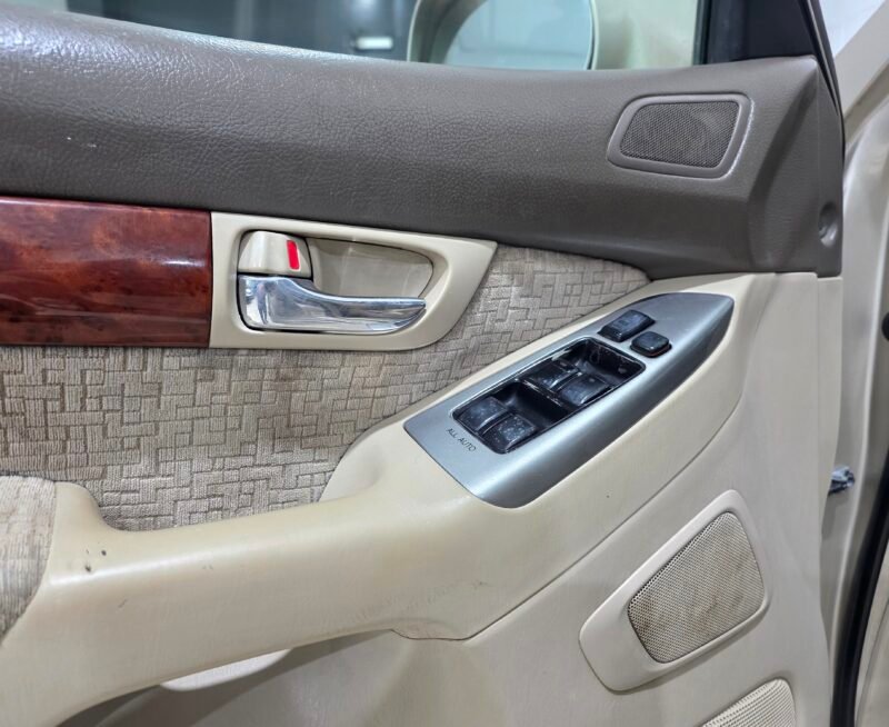 TOYOTA Land Cruiser 3.0 d4d Vx