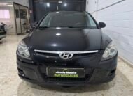 HYUNDAI i30 1.6 crdi confort