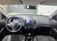 HYUNDAI i30 1.6 crdi confort