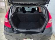 HYUNDAI i30 1.6 crdi confort