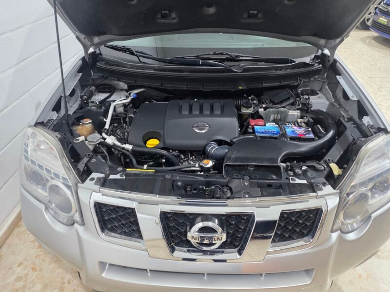 NISSAN X trail 2.0 dci 4×4