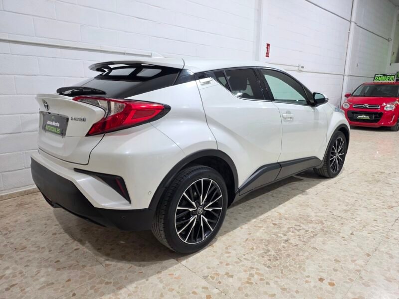 TOYOTA Ch-r ADVANCE 125H