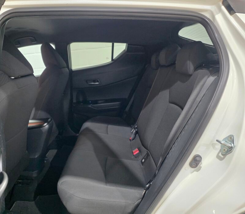 TOYOTA Ch-r ADVANCE 125H