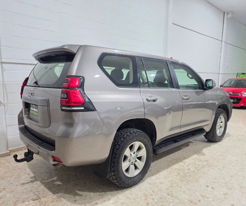 TOYOTA Land Cruiser 150 Vx automático 7 plazas