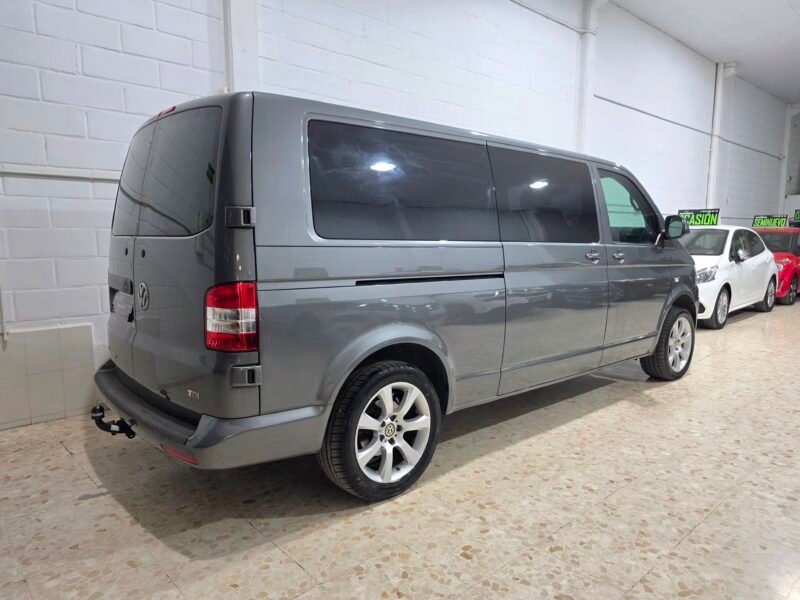 VOLKSWAGEN Transporter 2.0 tdi largo dsg 5 plazas
