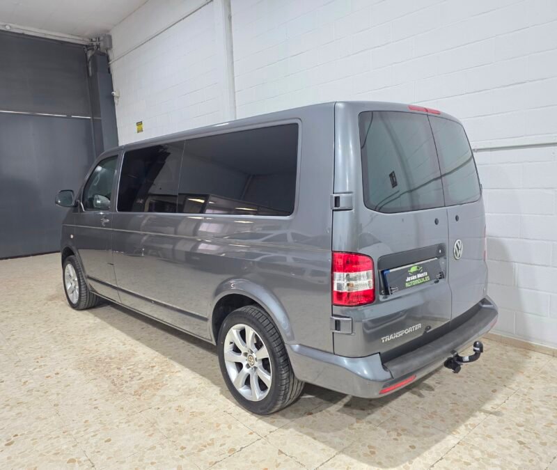 VOLKSWAGEN Transporter 2.0 tdi largo dsg 5 plazas
