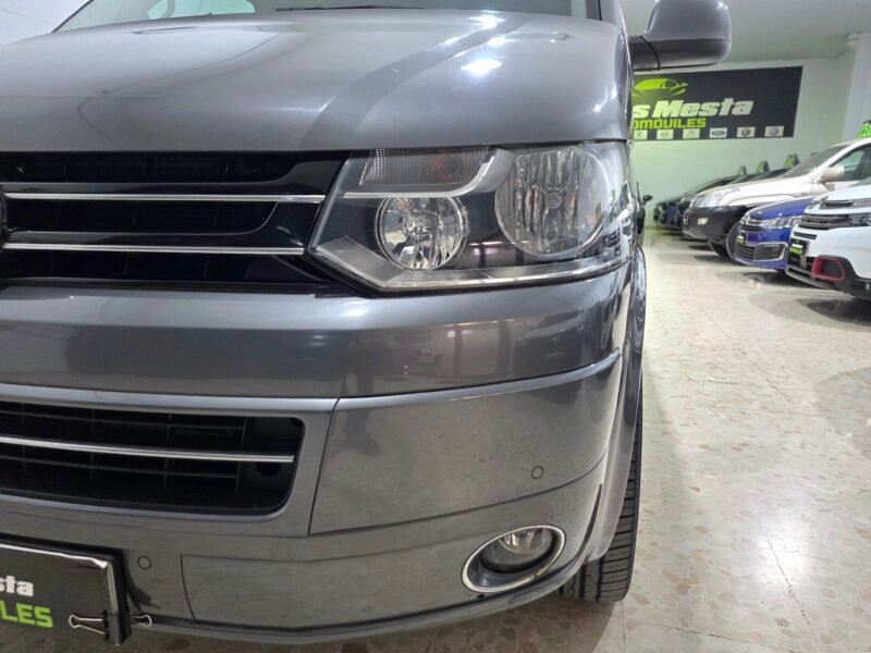 VOLKSWAGEN Transporter 2.0 tdi largo dsg 5 plazas