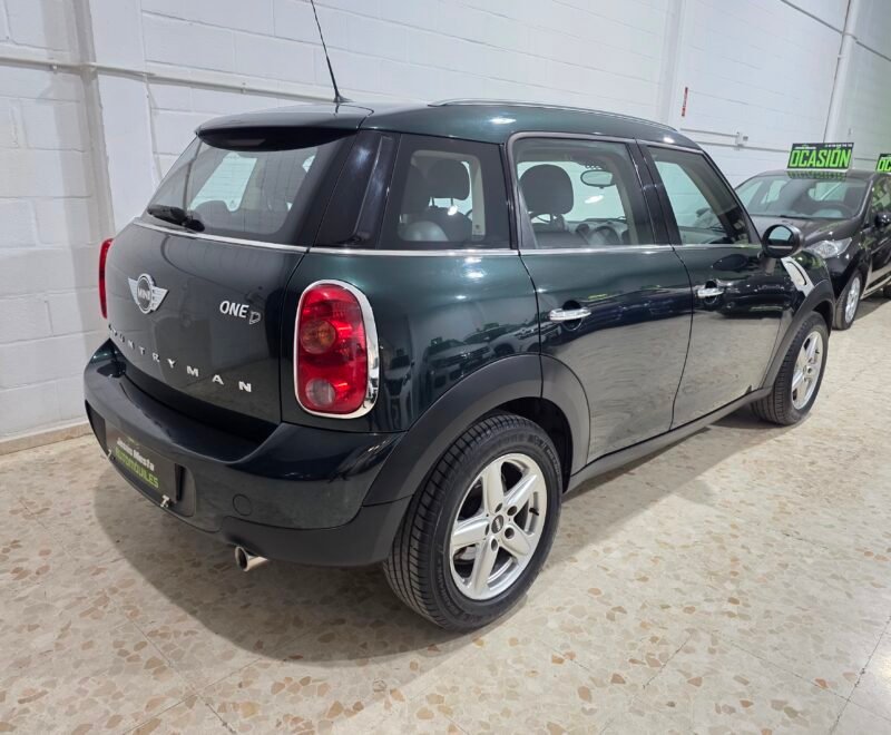 MINI COUNTRYMAN One D